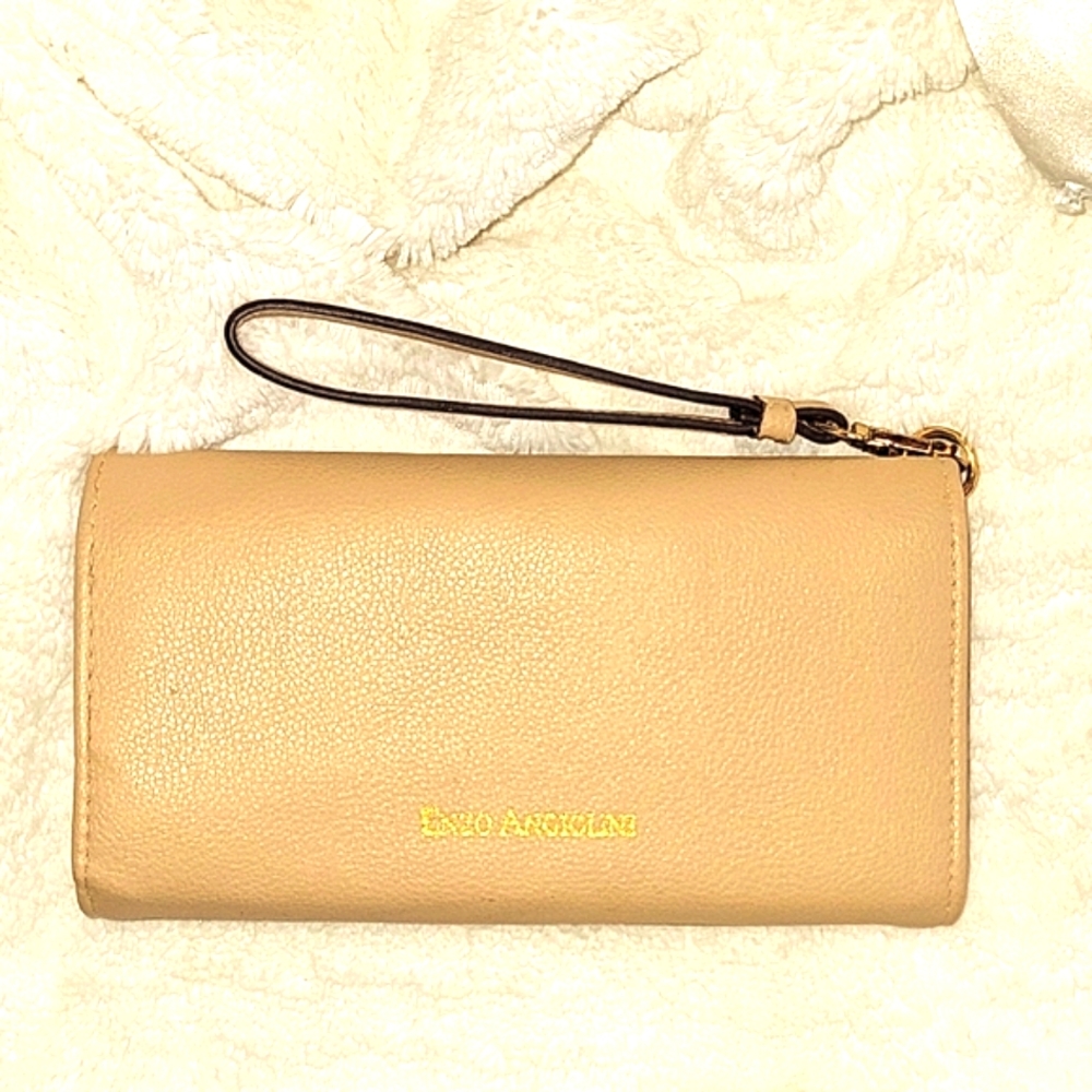 Enzo Angiolini